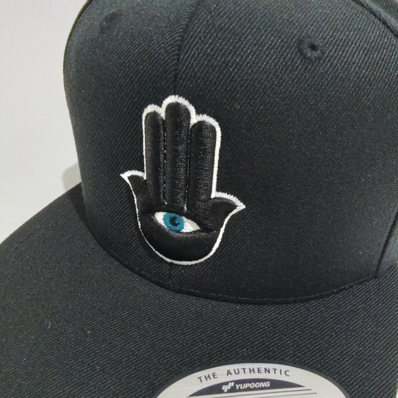 Hamsa Hand 3rd Eye 3D Embroidered Black Snapback Hat Flat Bill 6 Panel Yupoong - Picture 7 of 10